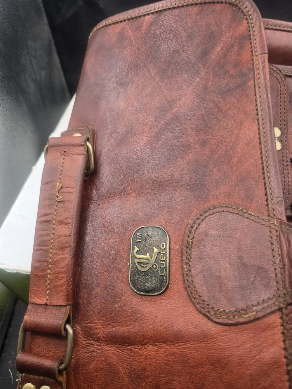 Vintage-Style Brown Leather Briefcase with Brass Hardware
